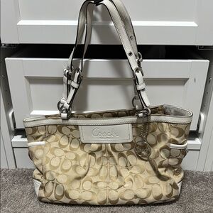 Coach Signature Beige Tote Bag